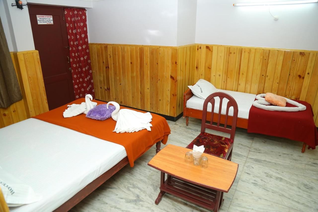 Hotel Nandha Karaikal Exterior photo