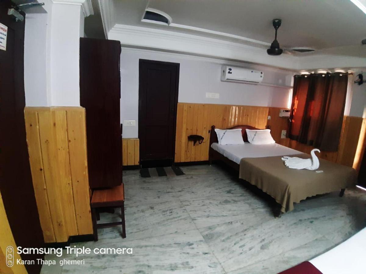 Hotel Nandha Karaikal Exterior photo